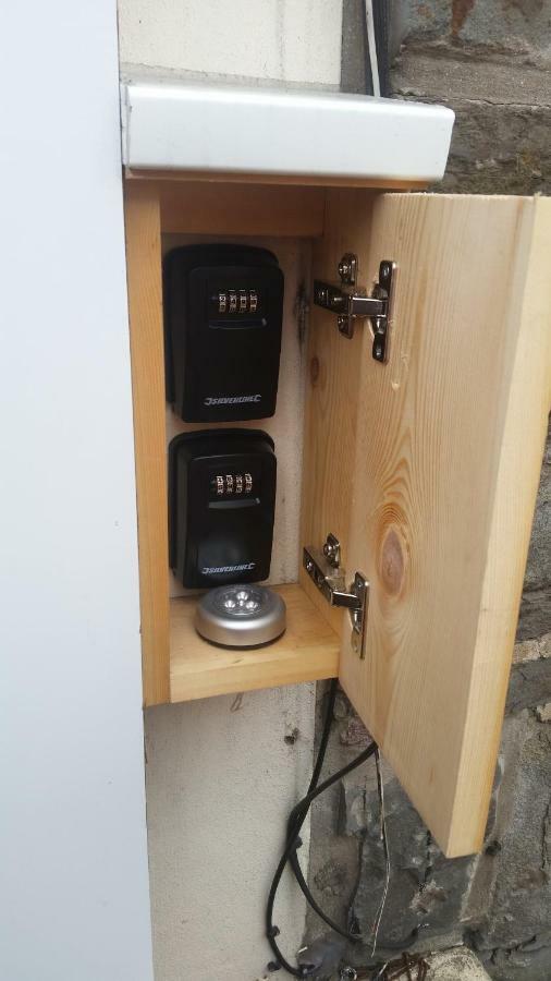 Apartment With Roof Terrace Close To City Centre Cardiff Extérieur photo